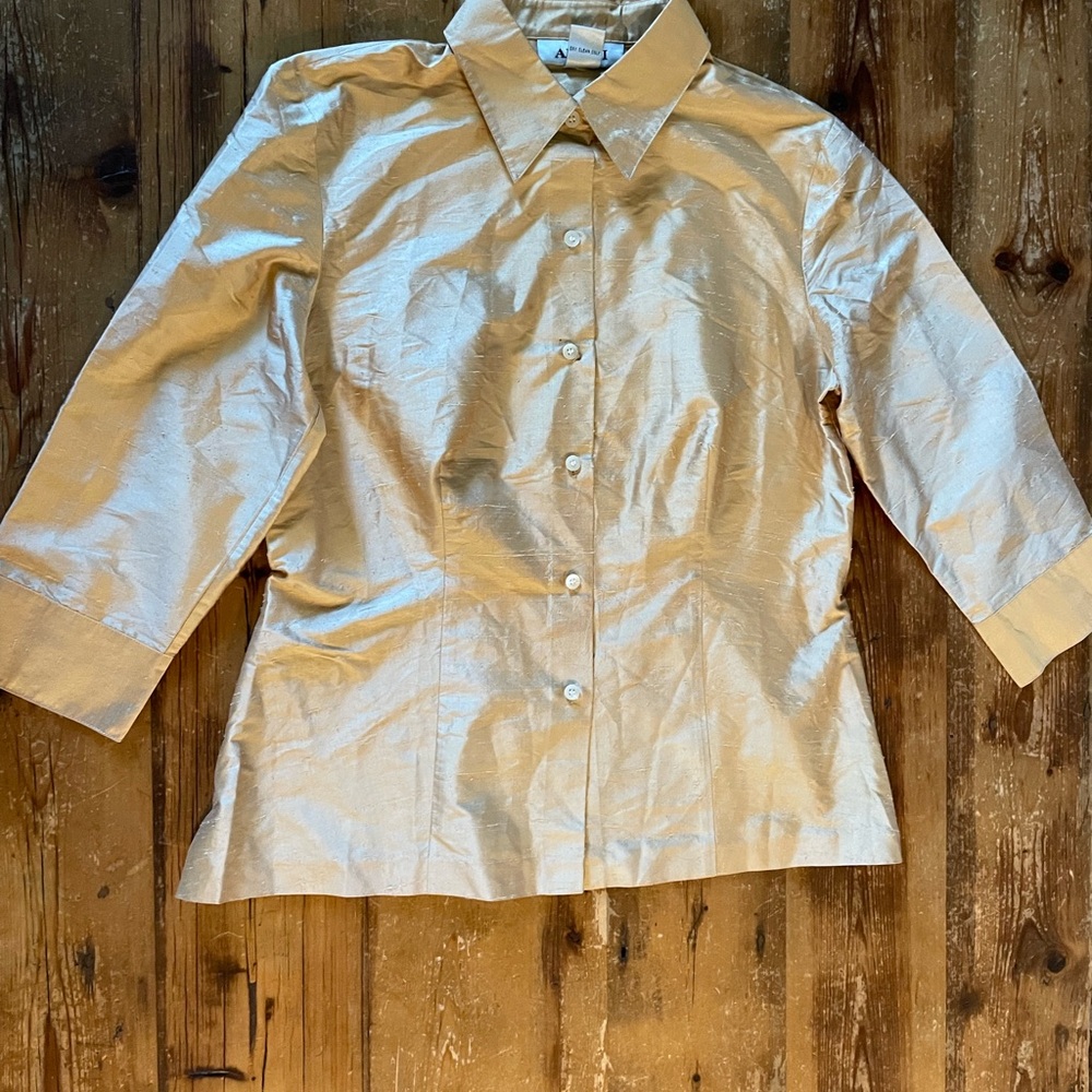 Alfani gold 100% silk 3/4 length sleeves